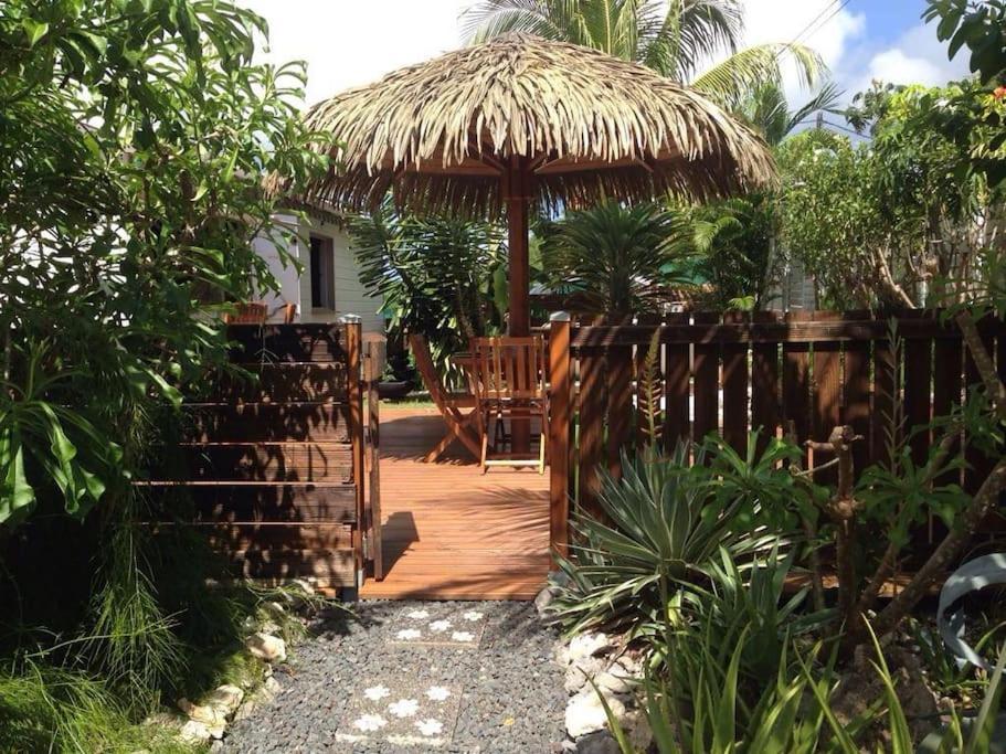 Charmant Bungalow Un P'Tit Coin De Paradis Saint-Francois  Dış mekan fotoğraf